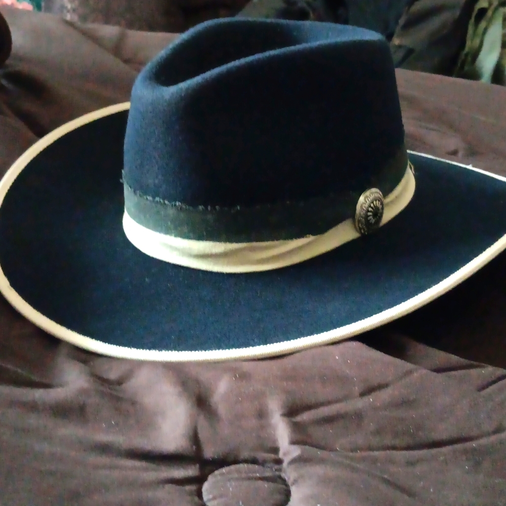 Wyeth Womens Hat, Size Small, Black